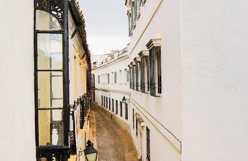 La Trinidad-San Juan y Todos los Santos Apartamento | Alojamiento IB Juderia