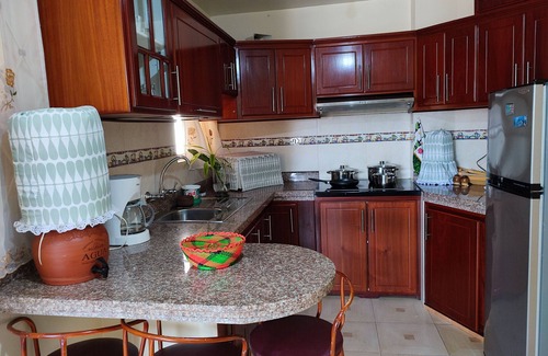 Loja Apartamento | Alojamiento junto al Bosque Pucará en Loja y central. Naturaleza y seguridad