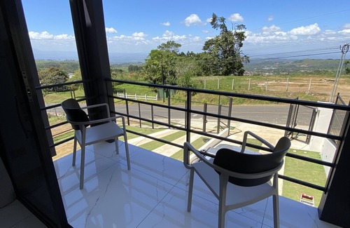 Quesada Apartamento | Alojamiento moderno y lujoso con increible vistas SChillsnvolcanoviews