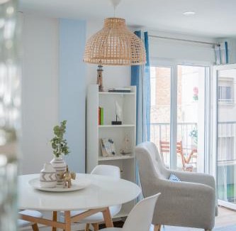 La Malva-rosa Apartamento | Alojamiento Náutico Junto a la Playa Malvarrosa