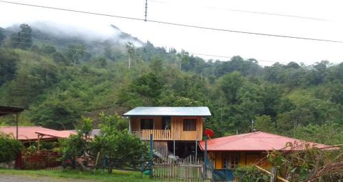 Pacuare Reserve Cama Y Desayuno | Alojamiento OYE