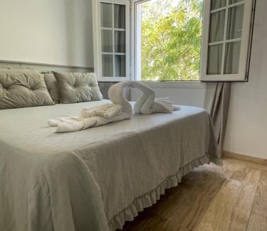 Centro de Conil de la Frontera Hotel | Alojamiento Saturno 1