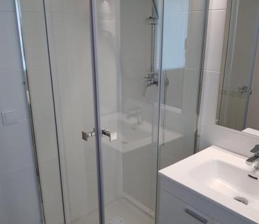 Vilanova de Sau Cabina | Alojamiento turistico compartido con estancias compartidas cocina, terraza i baño Can Serres
