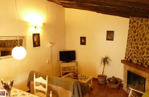 Fuenteheridos Casa | Alojamientos Turísticos Biarritz