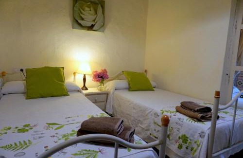 Fuenteheridos Casa | Alojamientos Turísticos Biarritz