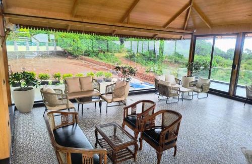 Mahabaleshwar Complejo | Alokik Sharanam Zinc Journey by The Fern, Mahabaleshwar