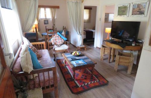 Kleinmond Apartamento | Alpaca Self Catering Cottage Kleinmond