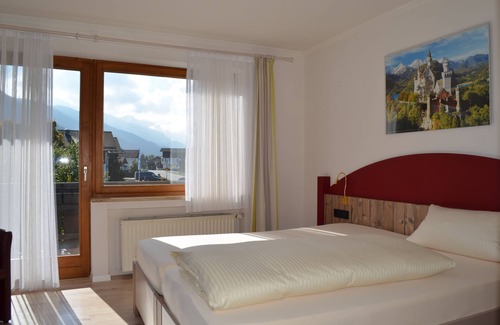 Buching Cama Y Desayuno | Alpchalet Schwanstein