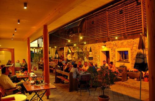 Rosenbach Casa | Alpen Adria Gasthof Rausch
