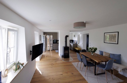 Gmain Apartamento | Fantastic, modern apartment for 4 people above the rooftops of Bad Reichenhall