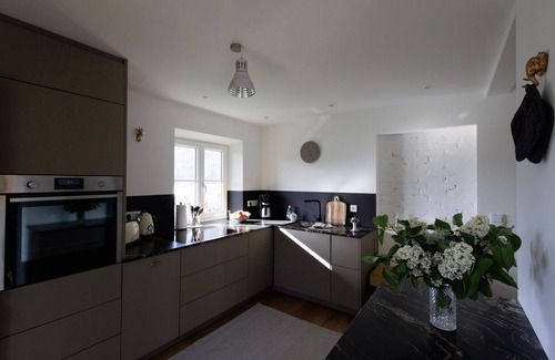 Gmain Apartamento | Fantastic, modern apartment for 4 people above the rooftops of Bad Reichenhall