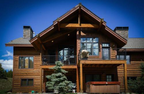 Big Sky Casa | Alpenglow 37C