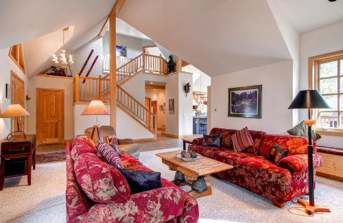 Four O'Clock Casa | Alpenglow Home by Ski Country Resorts