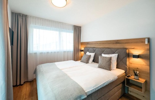 Schlitters Apartamento | AlpenLuxus presents - MARIAS Zillertalblick with Roof Terrace, 3 Bedrooms & Parking Space