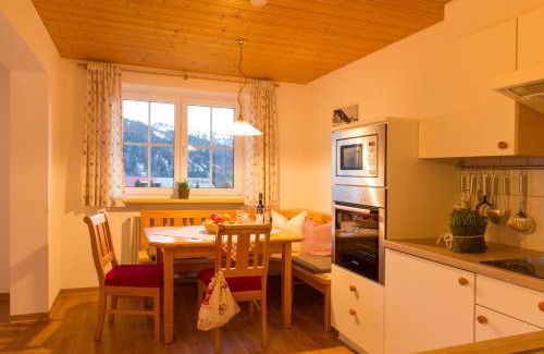 Balderschwang Apartamento | Alpenrösle Ferienwohnungen - Berge - Ruhe - Traumaussicht, 2- und 3-Raum-Wohnungen, Panoramasauna