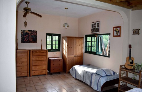 Jack's Hill Cama Y Desayuno | ALPHA AND OMEGA ROOM