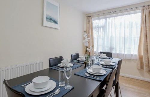 Barking Apartamento | Alphalite Homes