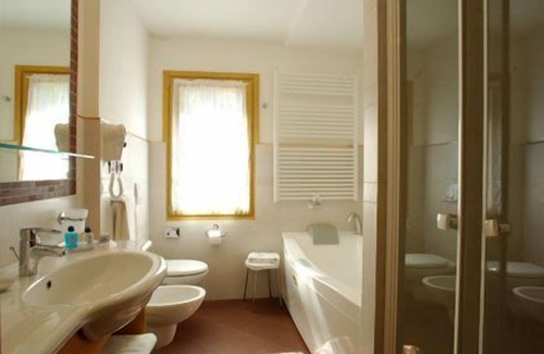 Folgarida Hotel | AlpHotel Taller