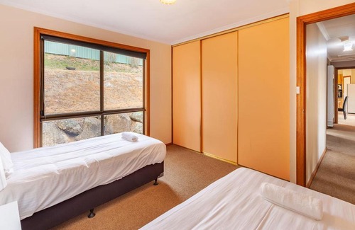 Jindabyne Villa | Alpine Activity Centre