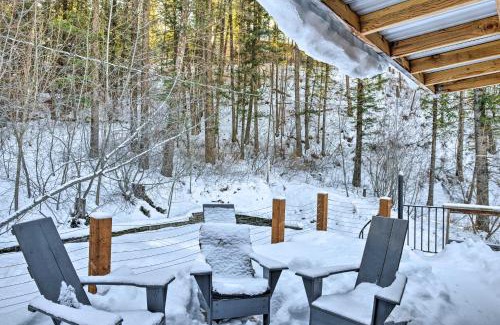 Alpine Casa | Alpine Adventures Cozy Log Cabin with Deck and Views!