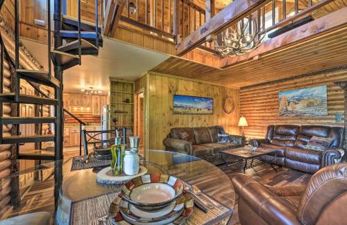 Alpine Casa | Alpine Adventures Cozy Log Cabin with Deck and Views!