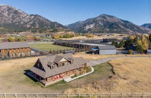 Alpine Northwest Casa | Alpine Airspace by KABINO Airpark Foosball Garage Satellite