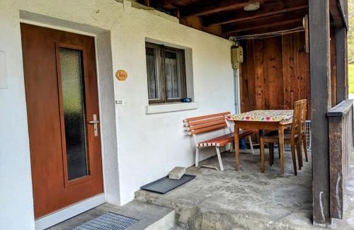 Martisberg Apartamento | Alpine chalet apt w/parking and porch