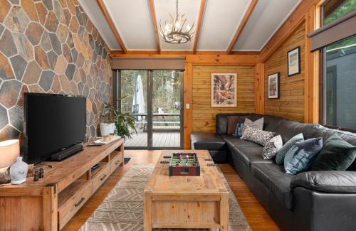 Merrijig Casa | Alpine Creek House and Cabin