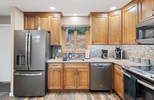 Village at Camelback Casa | Alpine Escape by AvantStay | On Camelback Mountain, Near Waterpark/Attractions