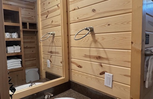 West Glacier Cabina | Alpine Fir
