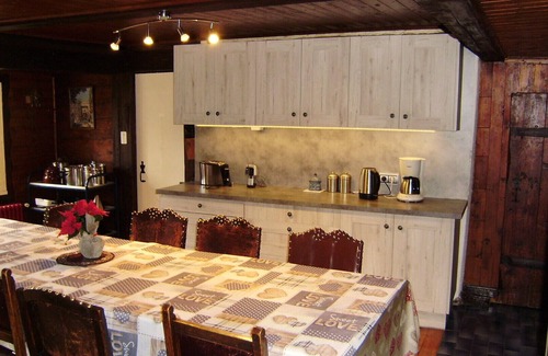 La Chapelle-d'Abondance Chalet De Esquí | Alquiler de chalet de verano alpino en Francia con piscina