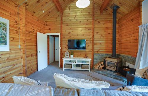 Closeburn Casa | Alpine Hideaway - 2 bedroom