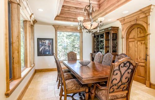 Round Hill Village Casa | Alpine Luxury