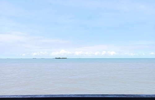 Batu Dua Chalet De Esquí | Alpine LXPD Full Seaview Water Chalet