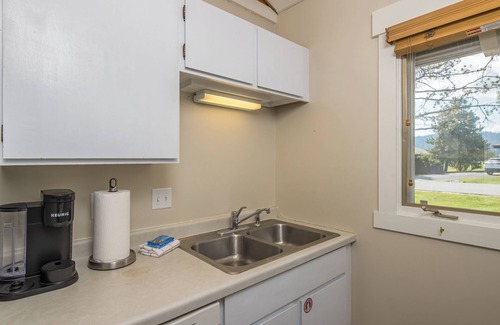 Big Sky Meadow Village Condominio | Alpine Nest Chalet - Nordic Skiing | Community Hot tub, pool & sauna