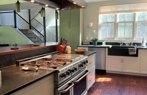 Moscow Casa | Alpine Overlook - A Contemporary Mountain Getaway in Stowe