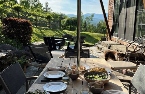 Moscow Casa | Alpine Overlook - A Contemporary Mountain Getaway in Stowe