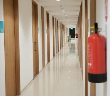 Cikokol Apartamento | Alpine Room at TreePark City Apartement