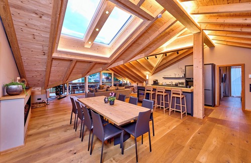 Garmisch-Partenkirchen Chalet De Esquí | Alpines Chalet "beatrice" mit Privater Sauna und Traumhaftem Ausblick