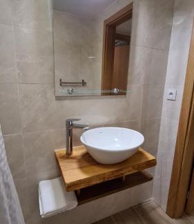 Guarda Complejo | Alqueiturismo - Casas de Campo