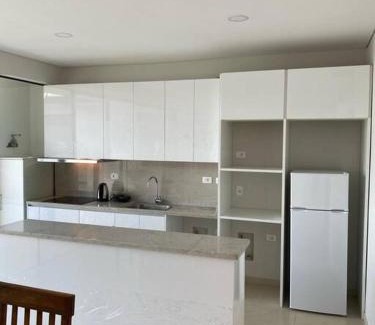 San Bernardino Casa | Alquiler de Casa en San Bernardino : 1.500.000 Gs. por día