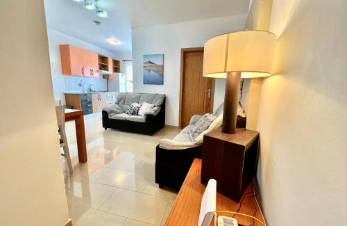 Alcala Casa | Alquiler de Habitación privada con baño compartido cerca al Mar!
