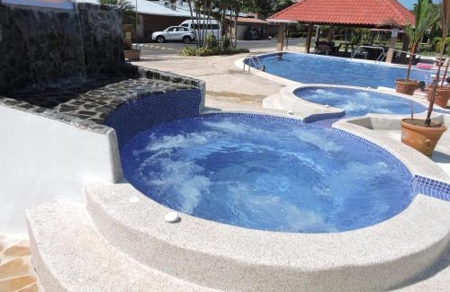 Jacó Villa | Alquiler de Villas - Condominio en Jacó