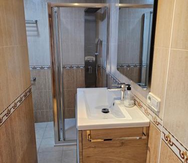 La Malva-rosa Apartamento | Alquiler universidades malvarrosa Playa Maritim Valencia