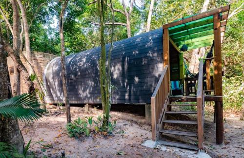Acu da Torre Chalet De Esquí | Alquimia Zen IGLUs de eucalipto na Reserva Aruá