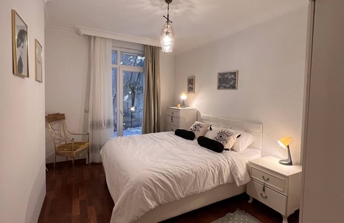 Sariyer Condominio | ALR SUITES - Eclectic 3BR w/Garden,Sauna,Pool,Gym,Courts,24/7Concierge