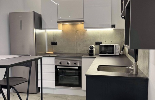 Puigpelat Apartamento | Alt Camp by Unik Vacation