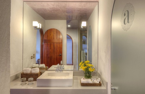 Santa Ana Hotel | Alta Las Palomas Hotel