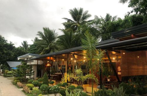 Davao Complejo | AltaVista Beach Resort Samal powered by Cocotel