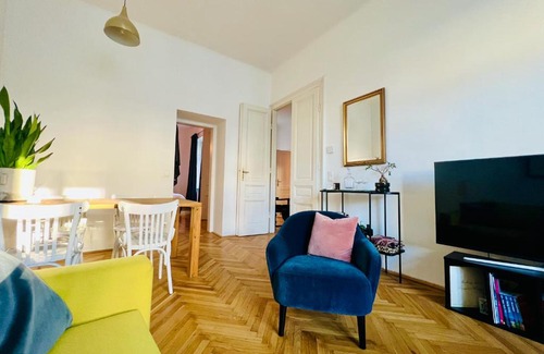 Alservorstadt Apartamento | Altbauschatz am Alsergrund, Nähe Innere Stadt